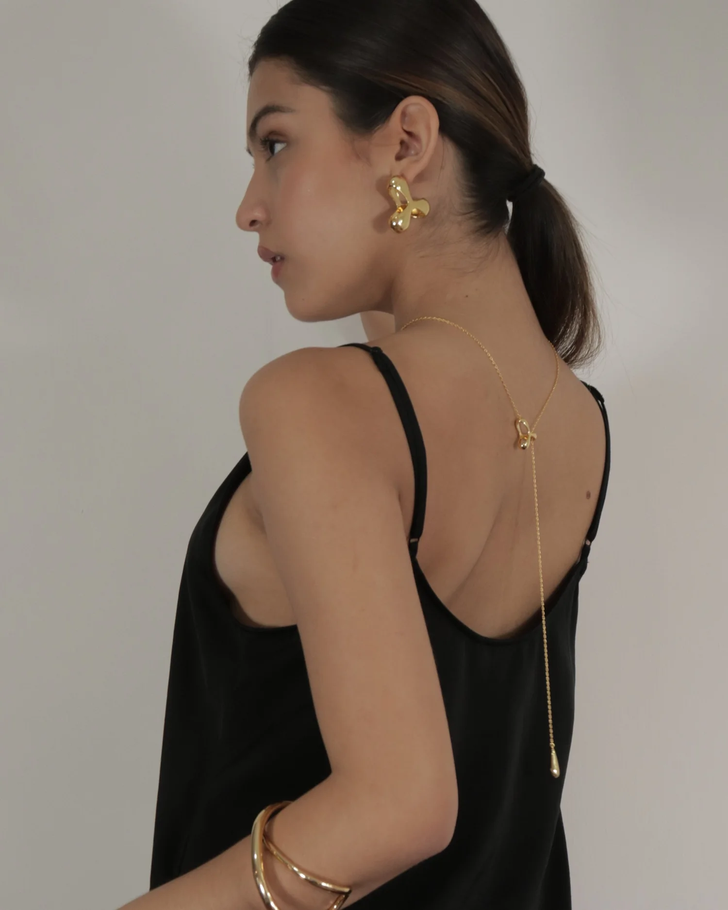 Molecular Adjustable Necklace THE SENSE OF BEAUTY Molecular Adjustable Necklace THE SENSE OF BEAUTY