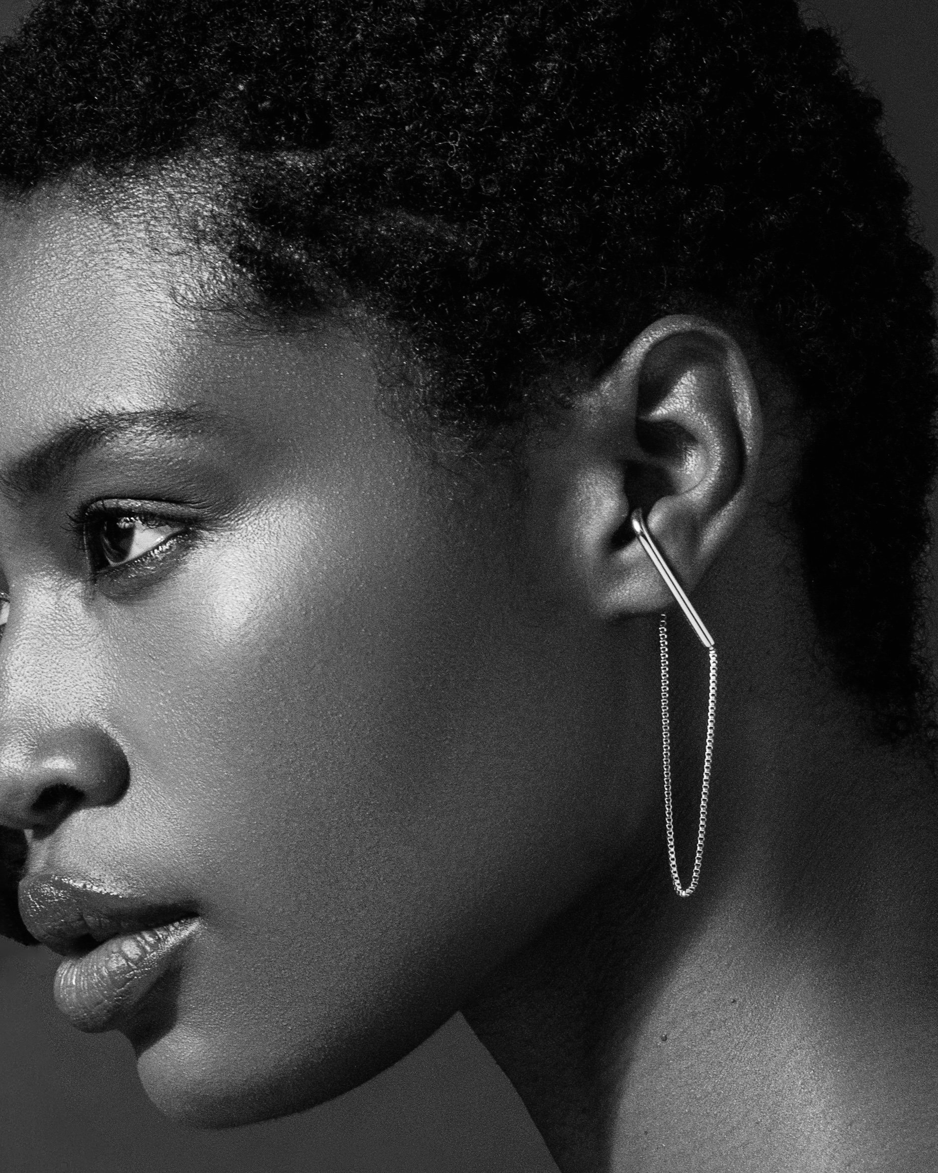 Ivon Wong,  Ivonovi, The Sense of Beauty, earings, jewellery, designer jewellery, airpod earrings, jewelry, silver earrings, jewellery gallery Paris, Jewellery shop Paris