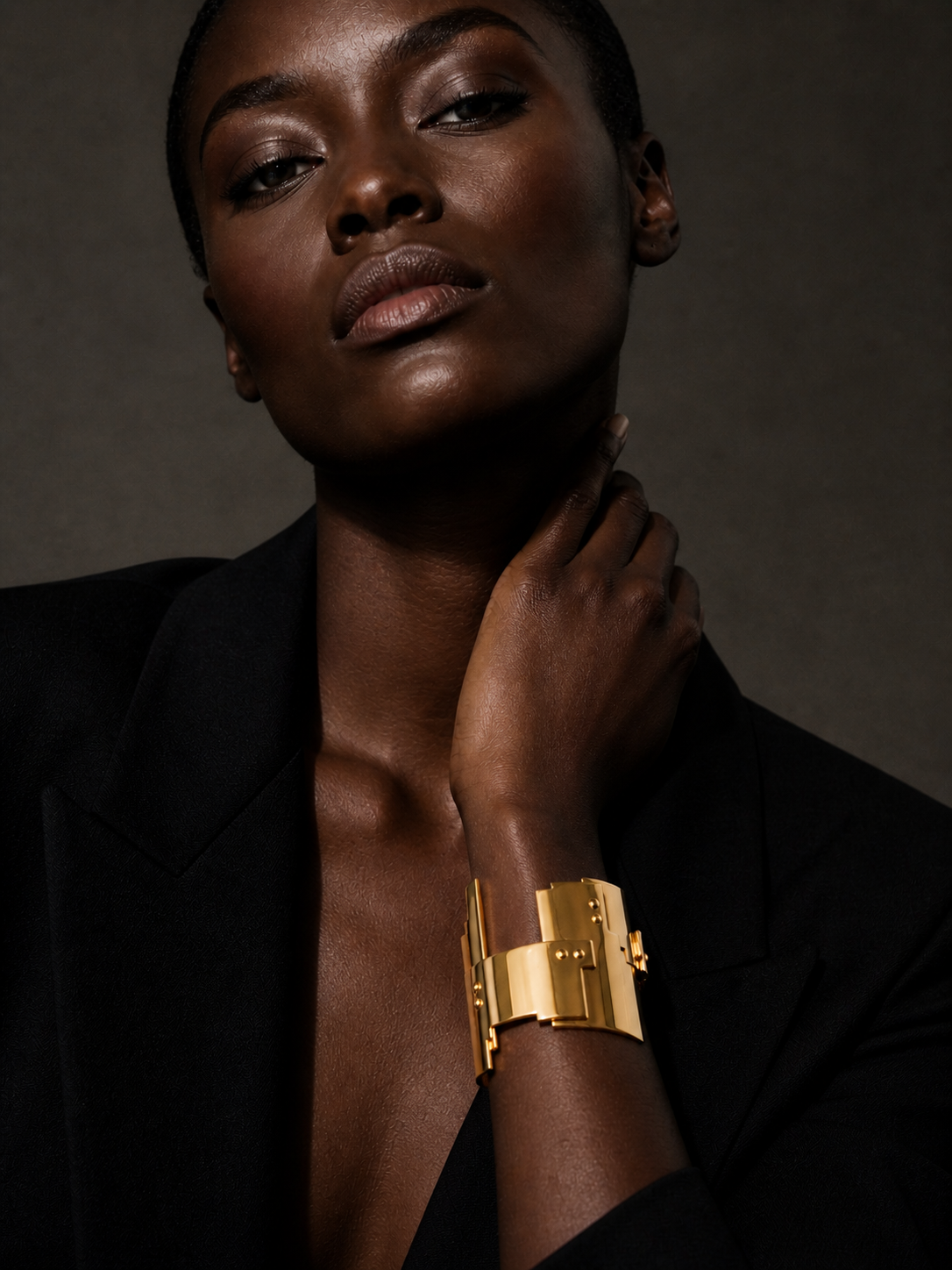 Tweek-Eek, Roos and Geertje Eek, The Sense of Beauty,  bracelet, gold bracelet ,jewellery, handcrafted jewellery, designer jewellery, jewelry, jewellery gallery France, jewellery shop Paris