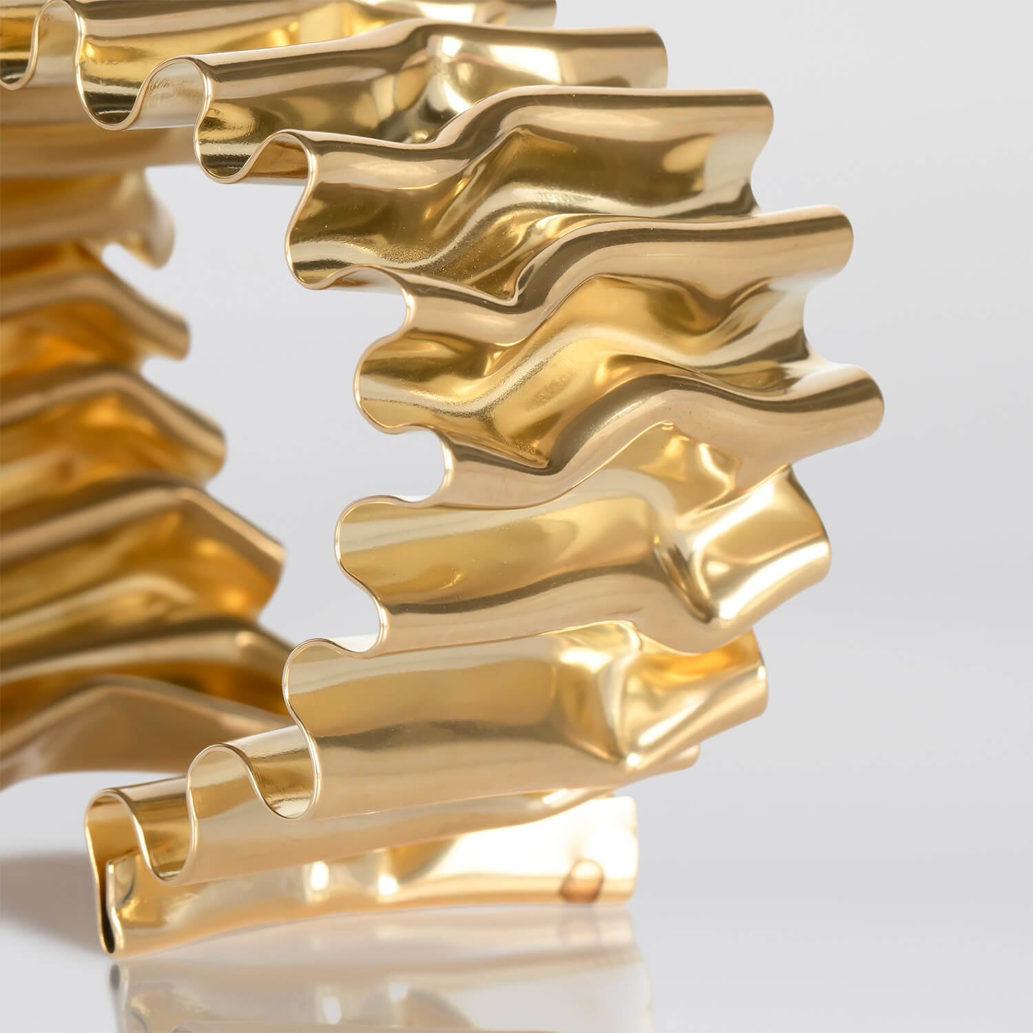 Tweek-Eek, Roos and Geertje Eek, The Sense of Beauty, brass bracelet ,jewellery, handcrafted jewellery, designer jewellery, jewelry, jewellery gallery Paris