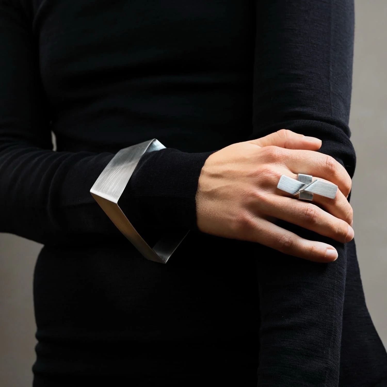 Sabrina Guerrera, The Sense of Beauty, bracelet, jewellery, handcrafted jewellery, designer jewellery, Jewelry,  jewellery shop Paris, Jewellery store France