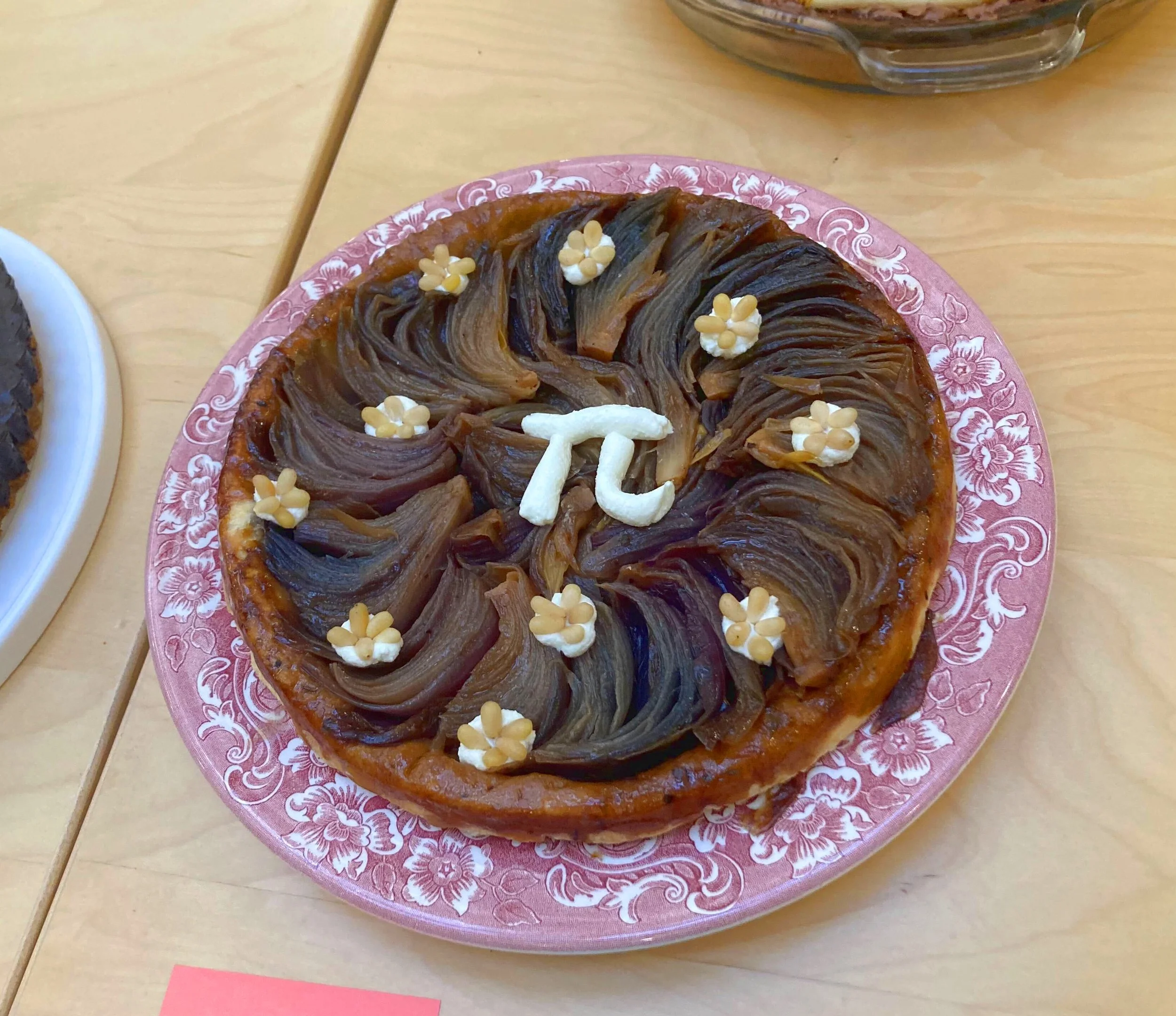 Solene's 2023 pi day entry - caramelized onion pie