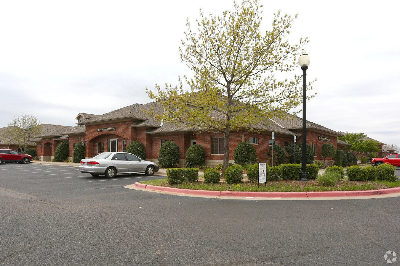 Medical and Professional Offices — Burk Collins & Co., Ltd.