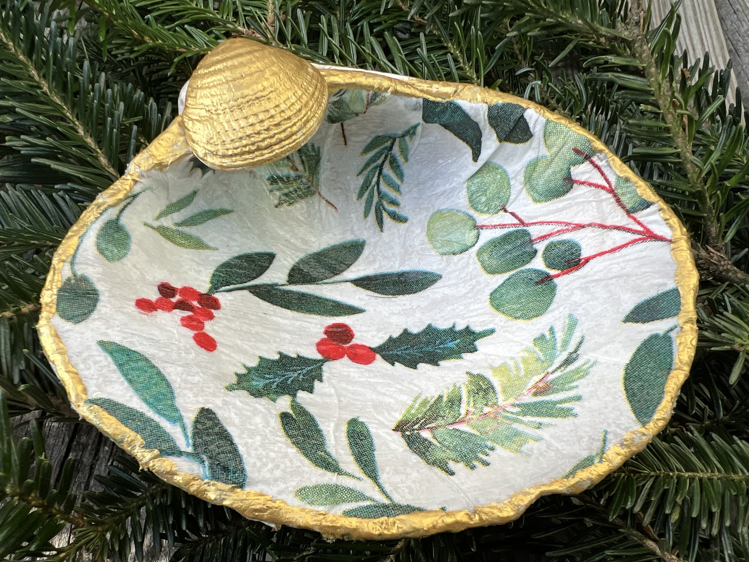 Clam Shell Trinket Dish