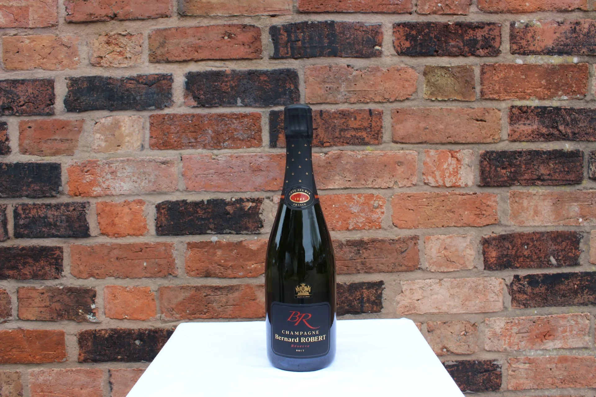 Bernard Robert, Brut Réserve  - Vegan,  Vegetarian .