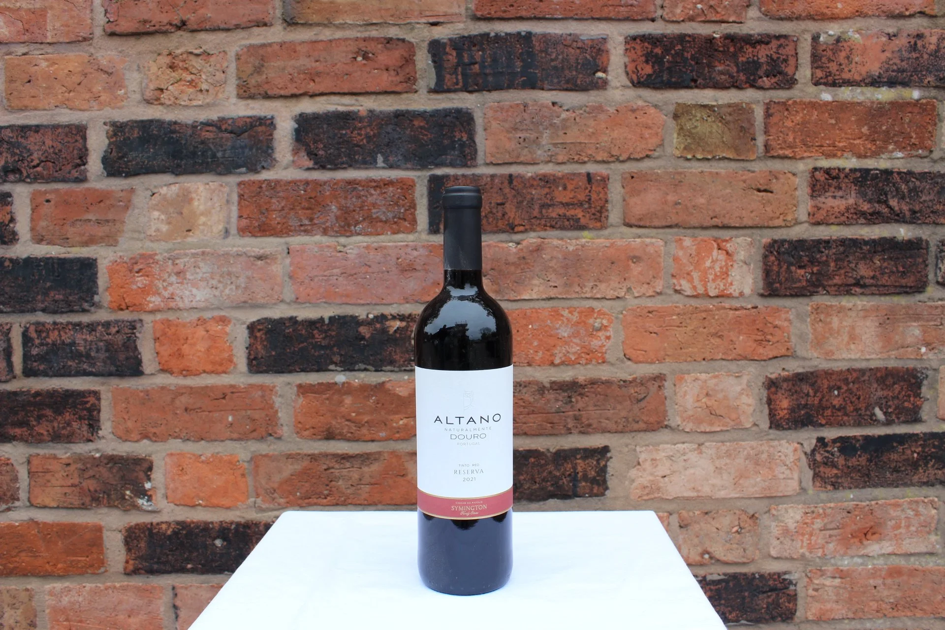 Altano Reserve Tinto,  Symington Family Vineyard..
