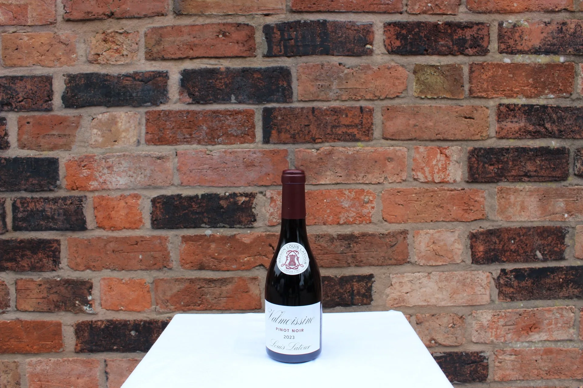 Pinot Noir, Valmoissine 1/.2 Bottle.