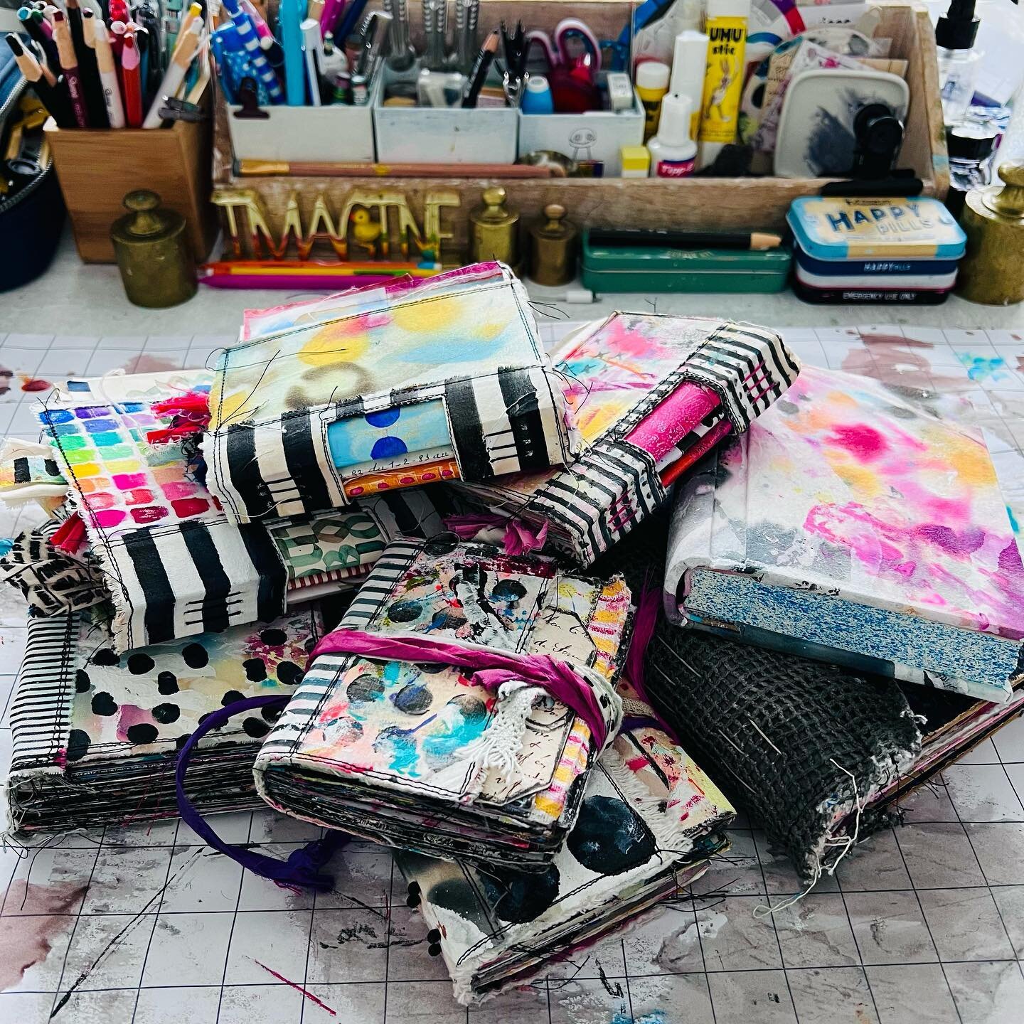 The journals i worked in in 2022 &hellip;. Lots and lots of marks &hellip;
And lots and lots of black &amp; whites &hellip;..