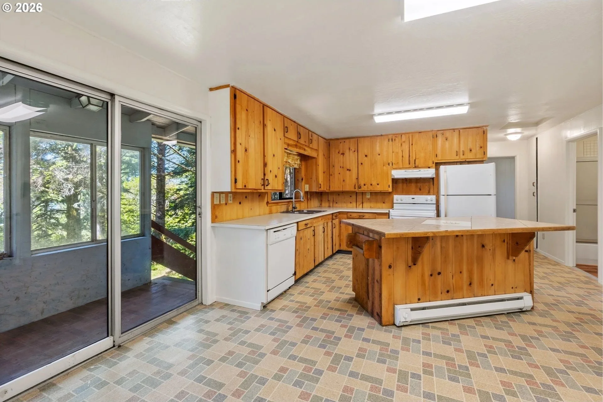 kitchen+1.jpg