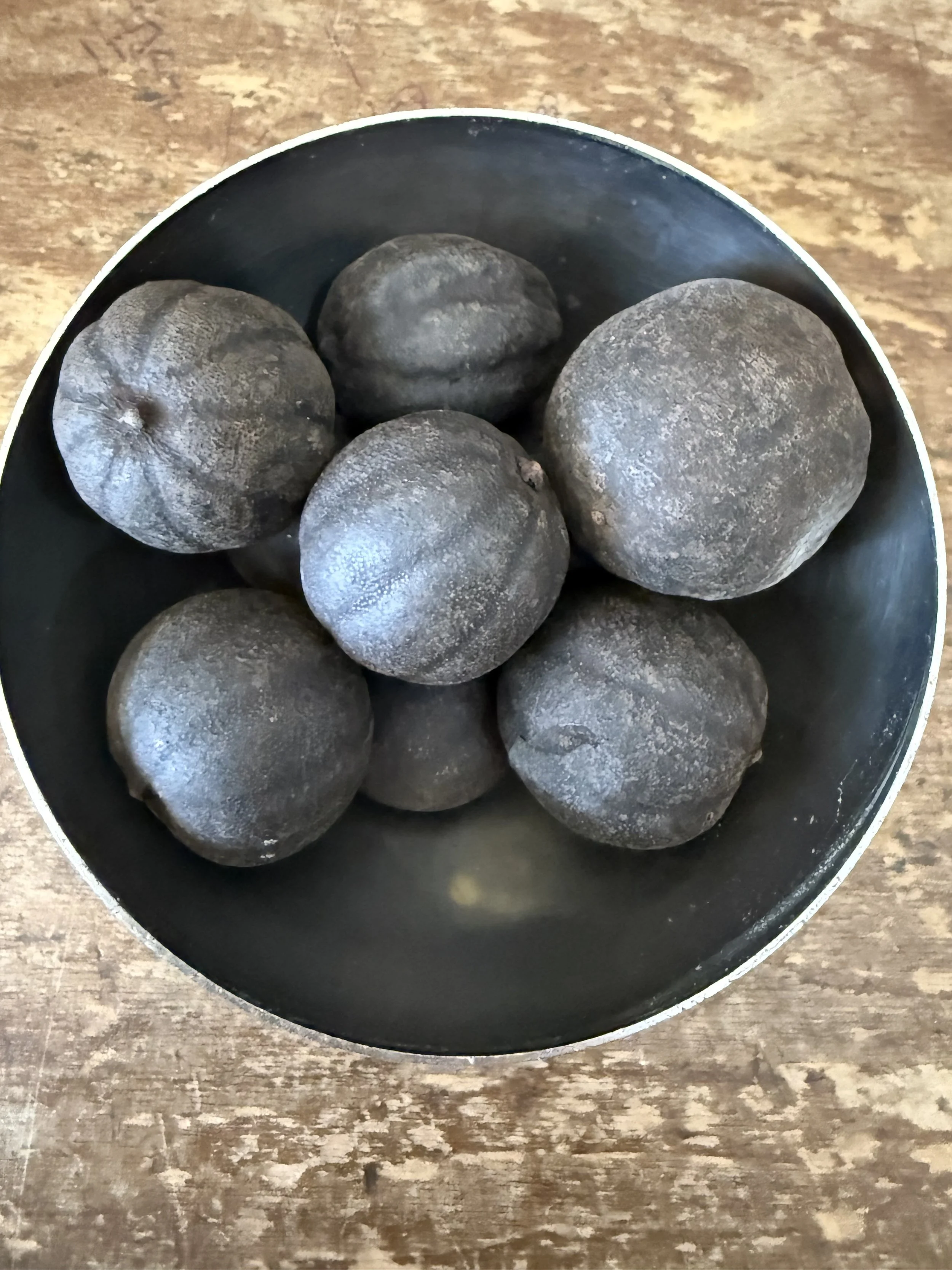 Black Persian limes