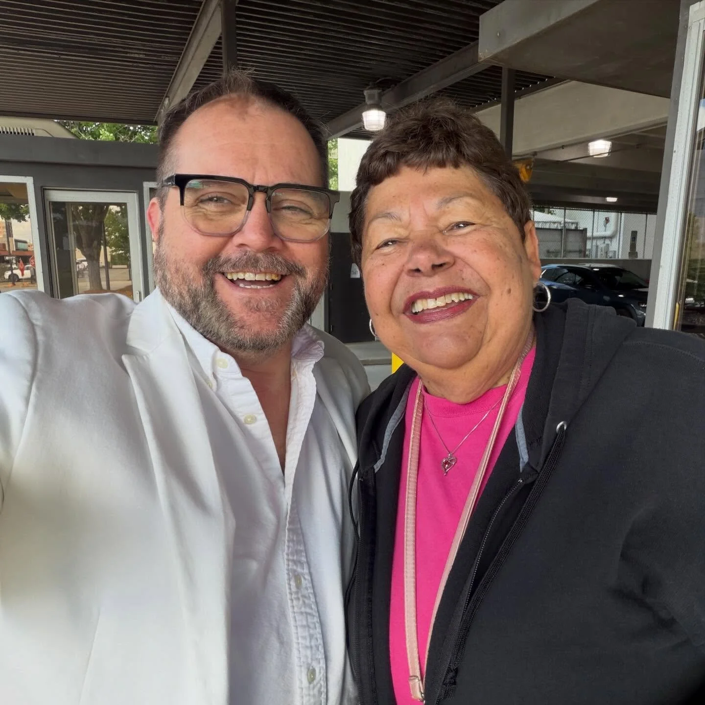 Had to make my rounds this morning to visit my friends! :)