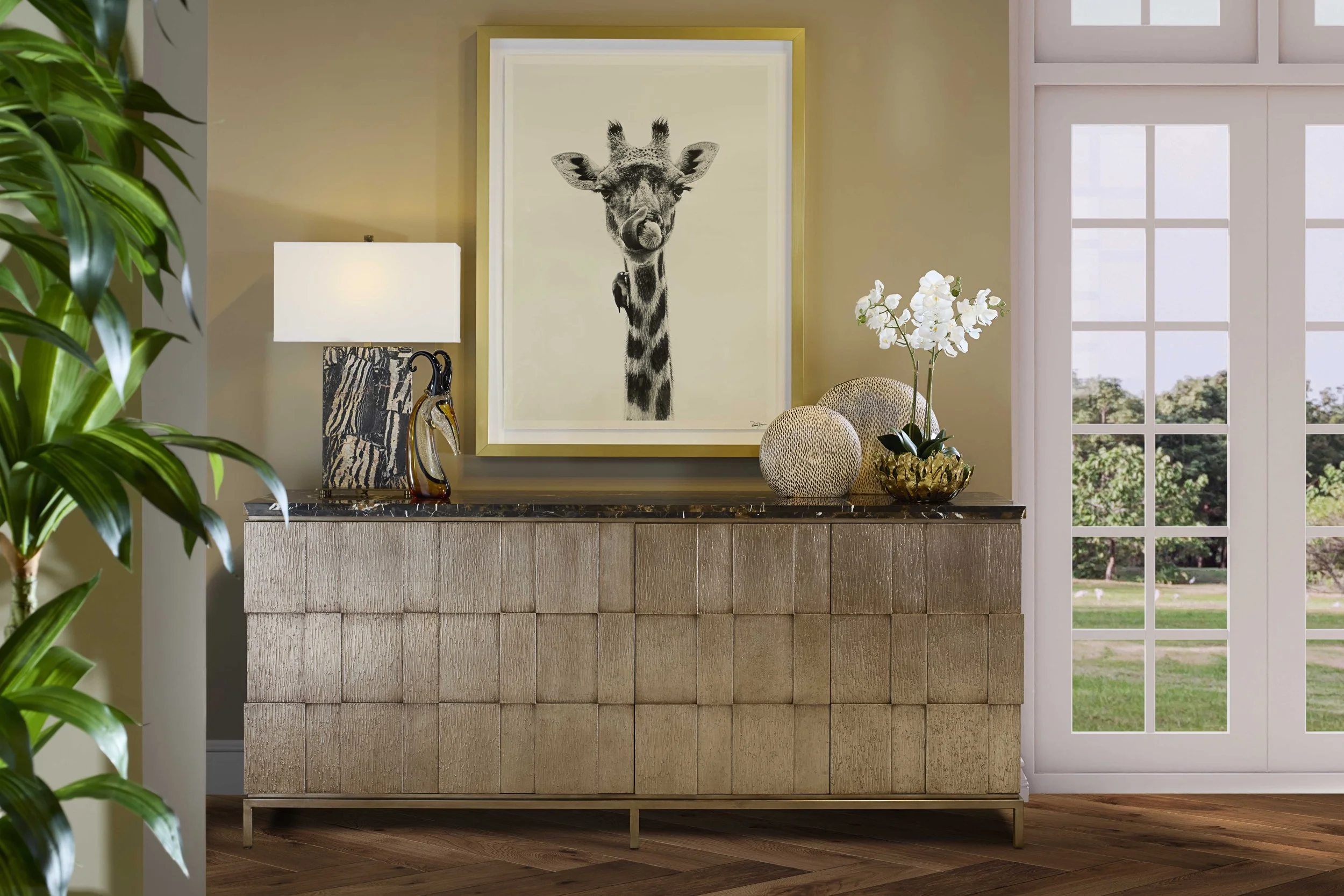 Shot 15-EUR-04-0966-COU.jpg