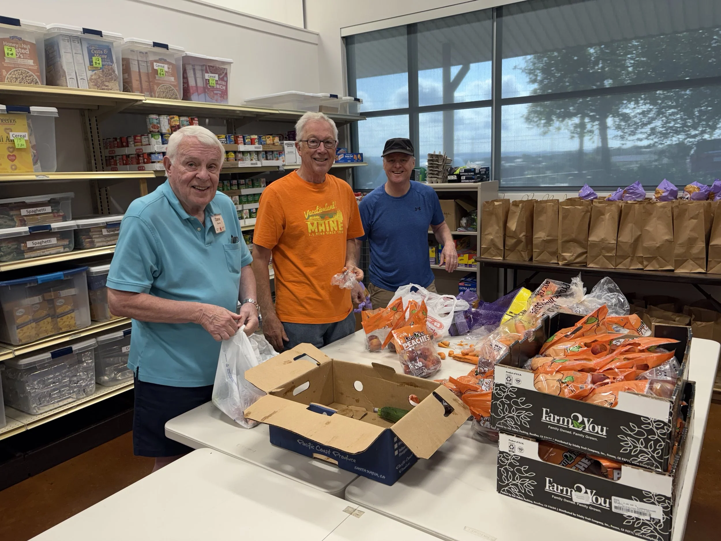 2025_Volunteers-Vege Bags.jpeg