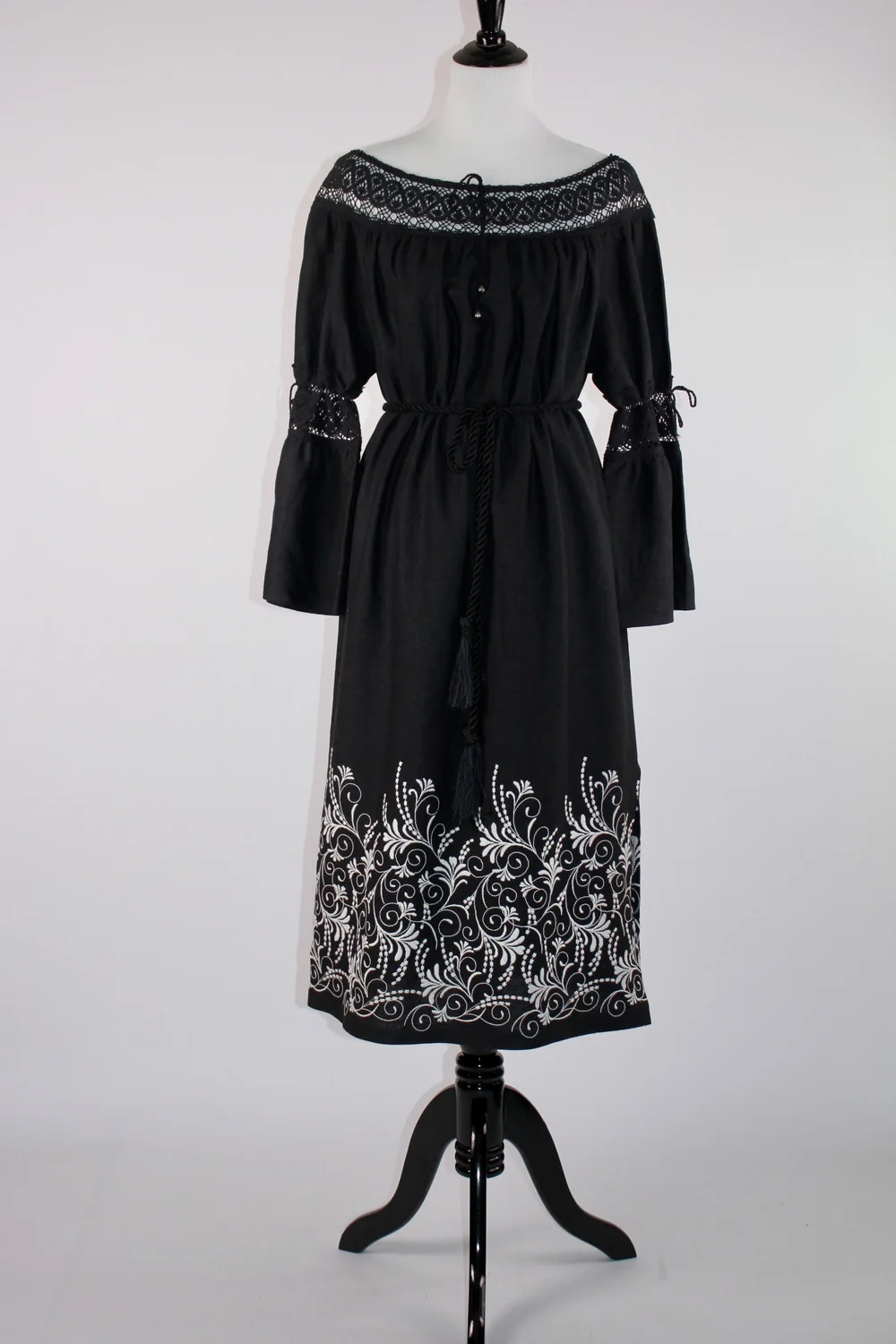 sleeve a line dress Long Sleeve Tie Back A-Line Dress, Red / XS