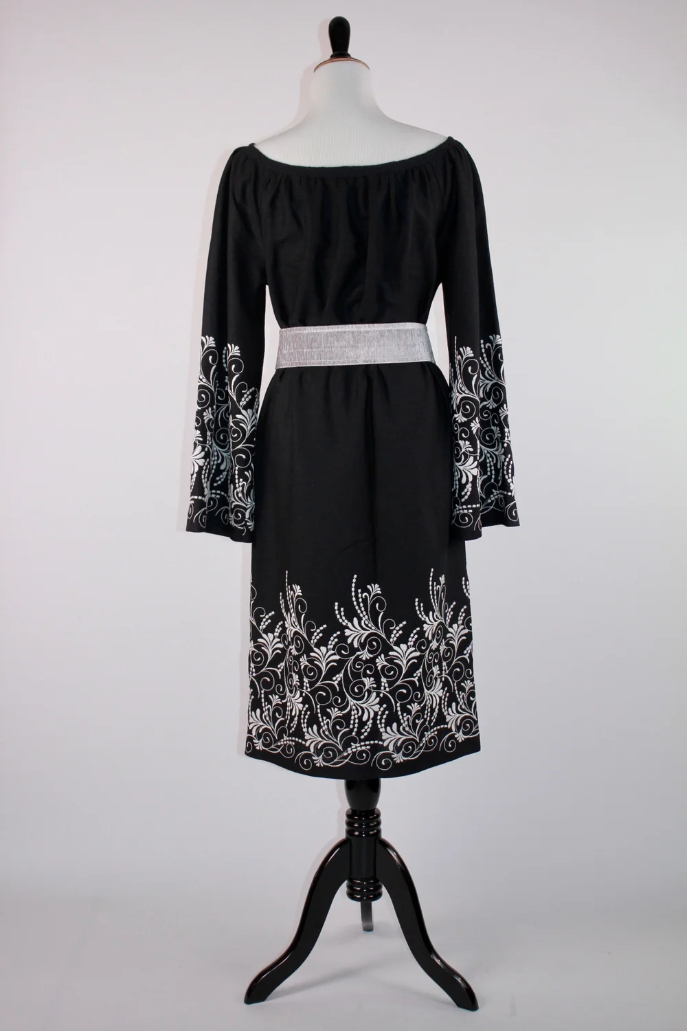 chinese dress ladies Embroidered Floral Linen Midi Dress | Cute Dresses main image 0