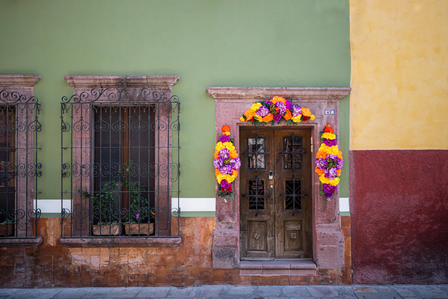 Entry to one of the Tibbs rentals and courtyard