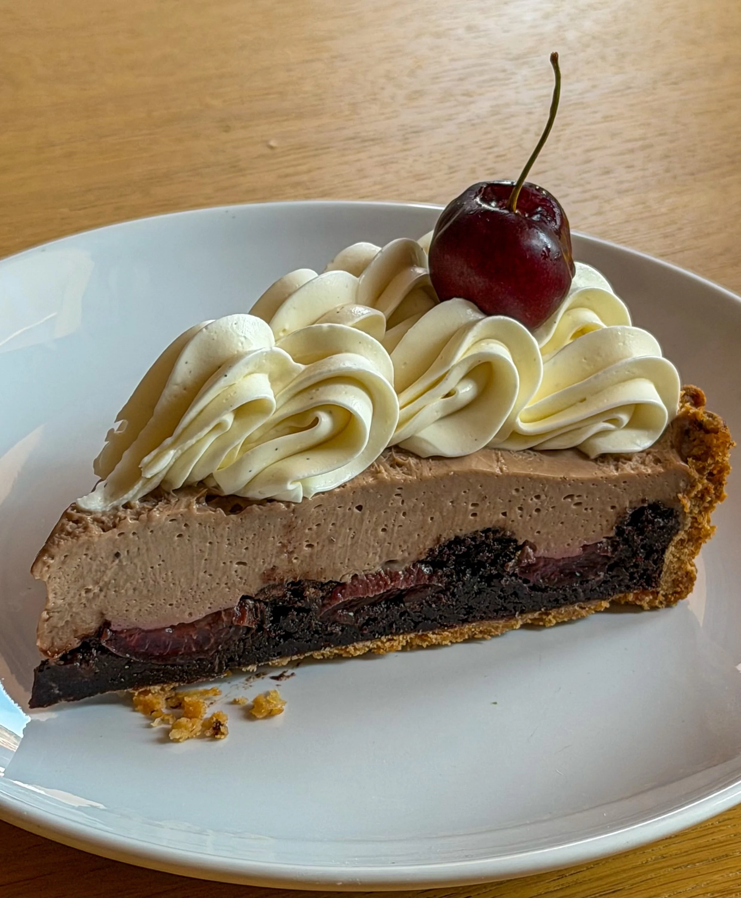 Very into making pies and tarts at the moment using the amazing fruit in Barcelona during summer 🌞 the cherries here are so good right now and while chocolate isn&rsquo;t overly summer it goes so well with cherries. I also have some tonka beans that