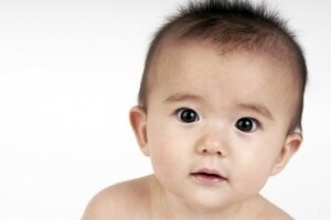 Born to Connect: Using Everyday Moments to Connect