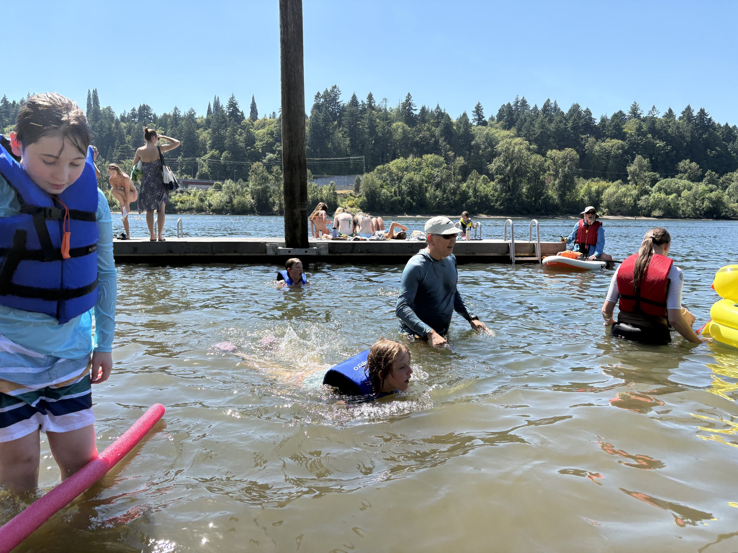 Pop-up outreach @ Sellwood Riverfront Park