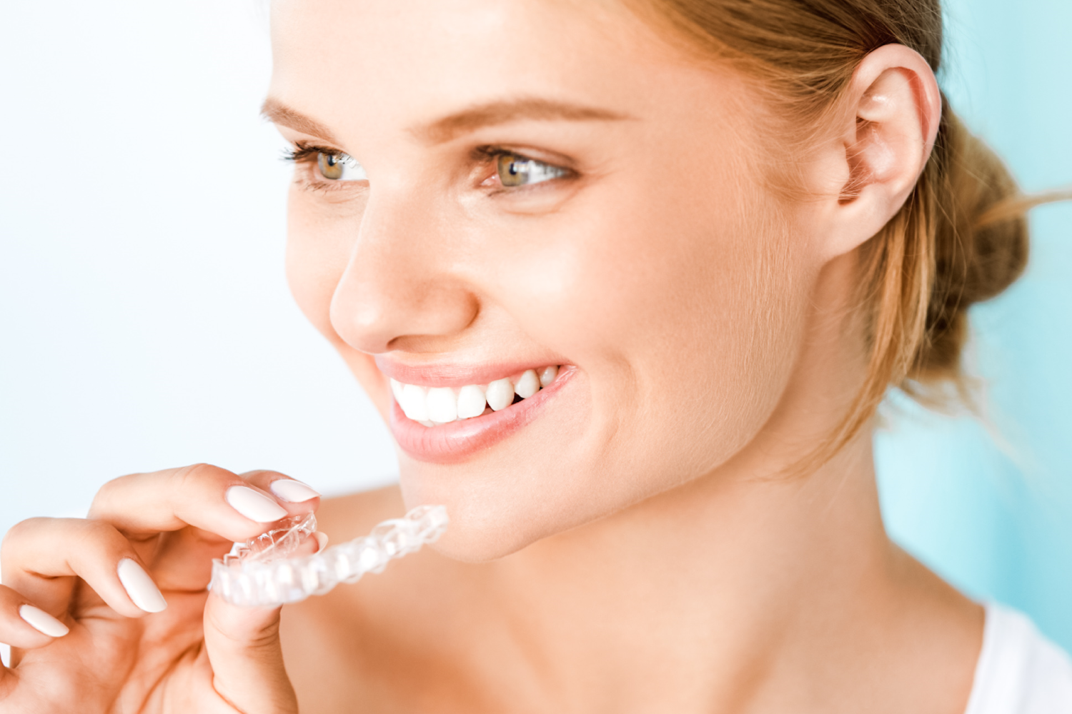 Dreaming of Beautiful Straight Teeth? Go Wireless with Invisalign®