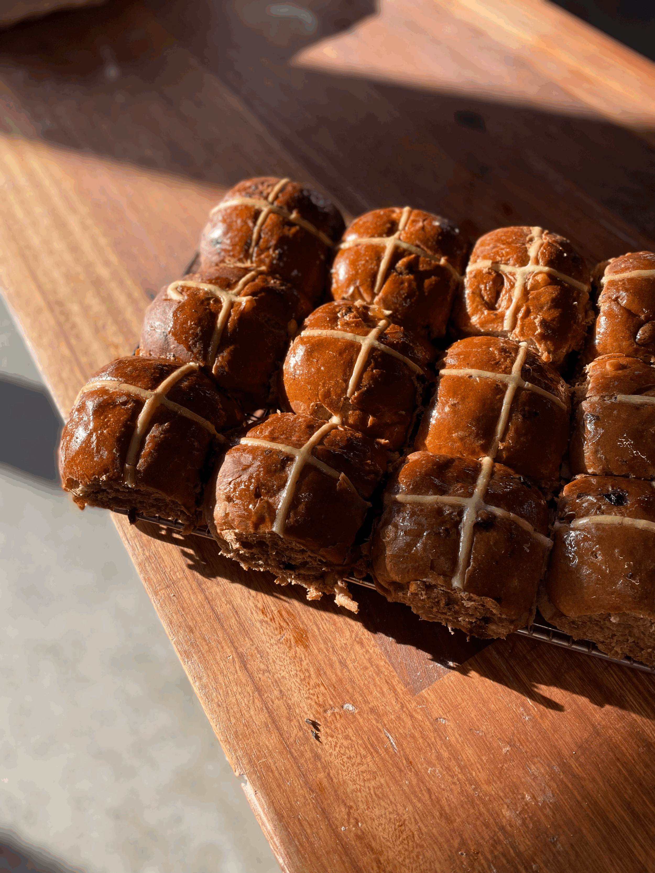 🐣 | Hot Cross Buns (Half Dozen)