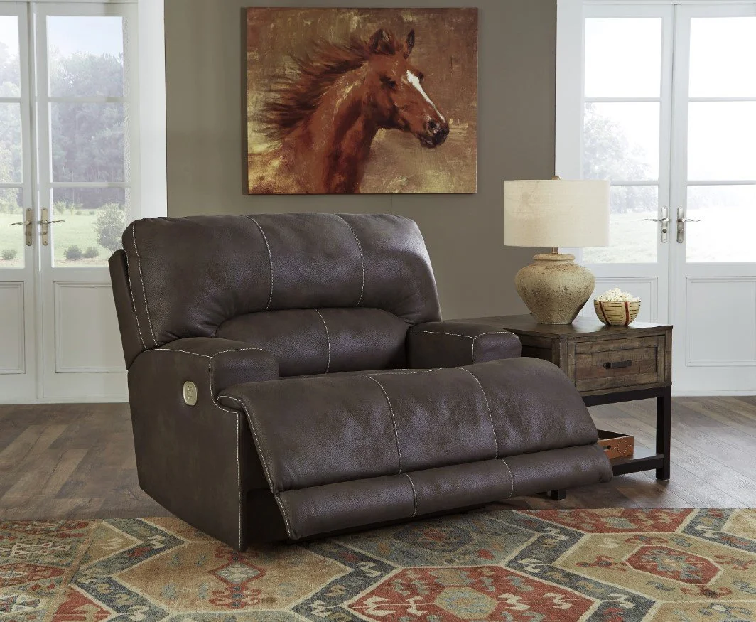 Leonardo Cream Leather Chair — Leon's Furniture Saint John