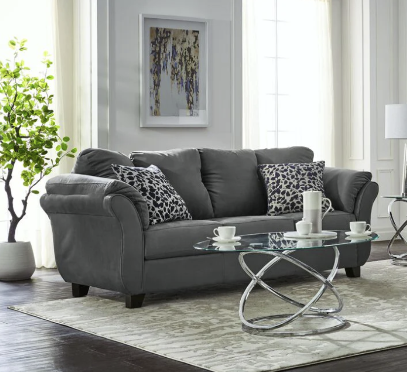CollierSofa2.png