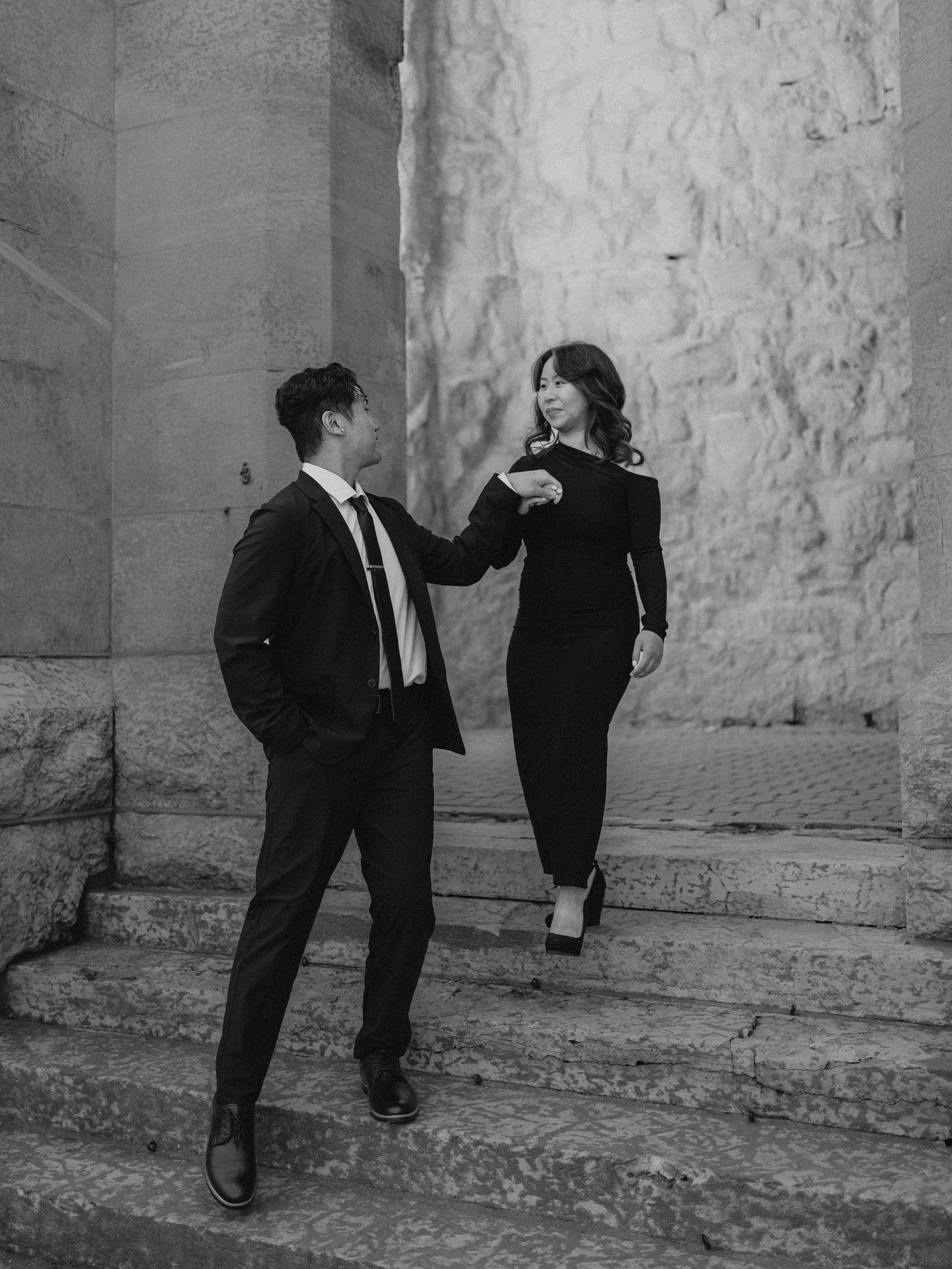 Had the most amazing afternoon with Noah &amp; Melissa a couple of weekends ago doing their engagement photos 😍. Fun fact, Melissa was the contest winner from 2 months ago. Should I do another giveaway 😬

#NgoPhotography