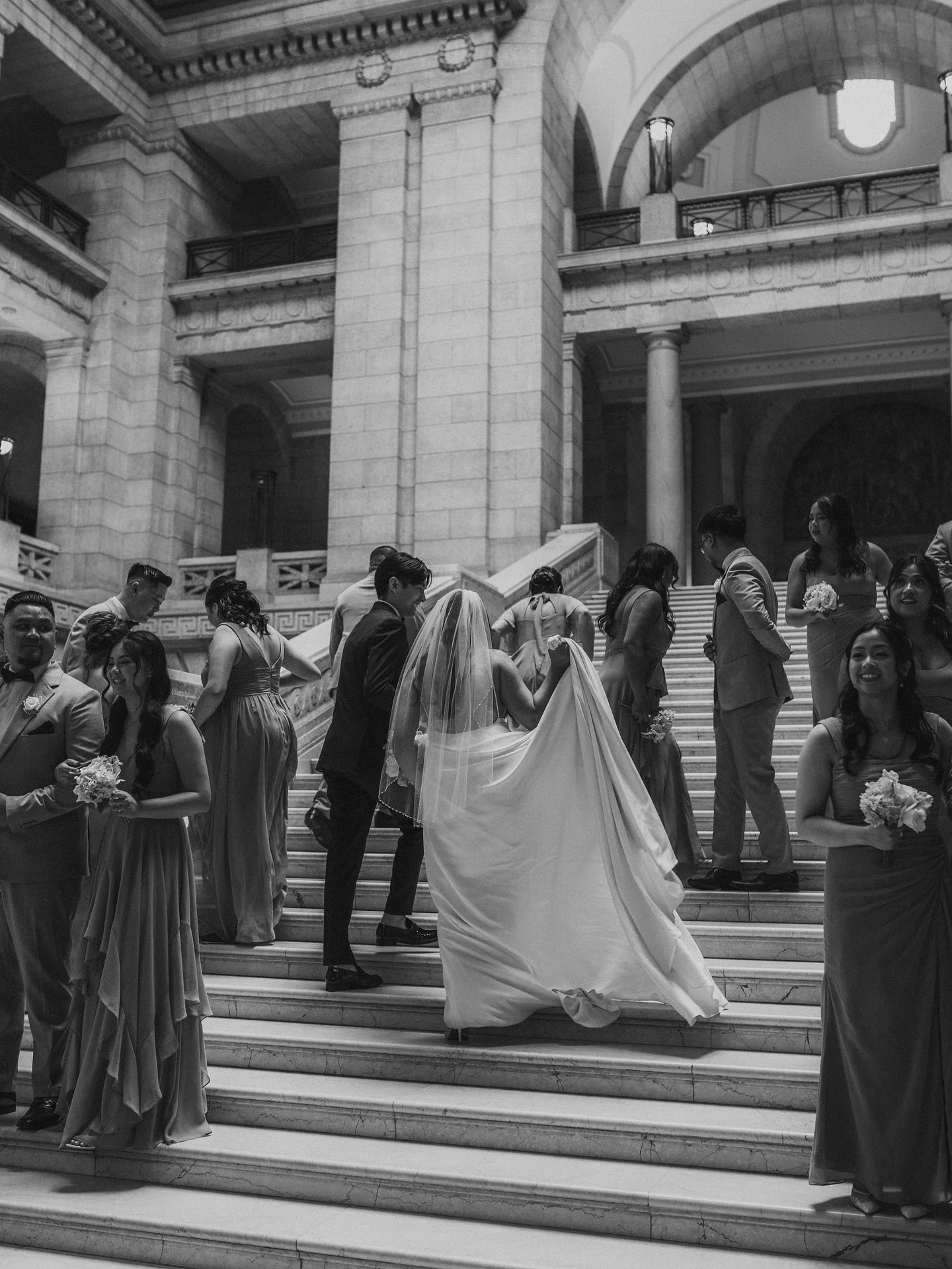 Sharing some of the fun and inbetween moments from CJs &amp; Lina&rsquo;s wedding earlier this summer ❤️

#NgoPhotography