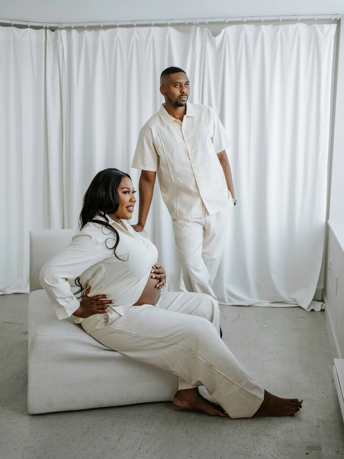 It&rsquo;s such a gift to keep photographing the same couples through different seasons of their lives. I was there a few years ago when these two got engaged, and now they&rsquo;re getting ready to welcome their first baby. Being trusted to document