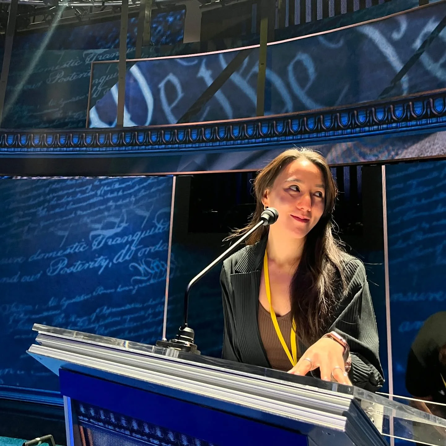 Crystal for prez 🙋🏻&zwj;♀️