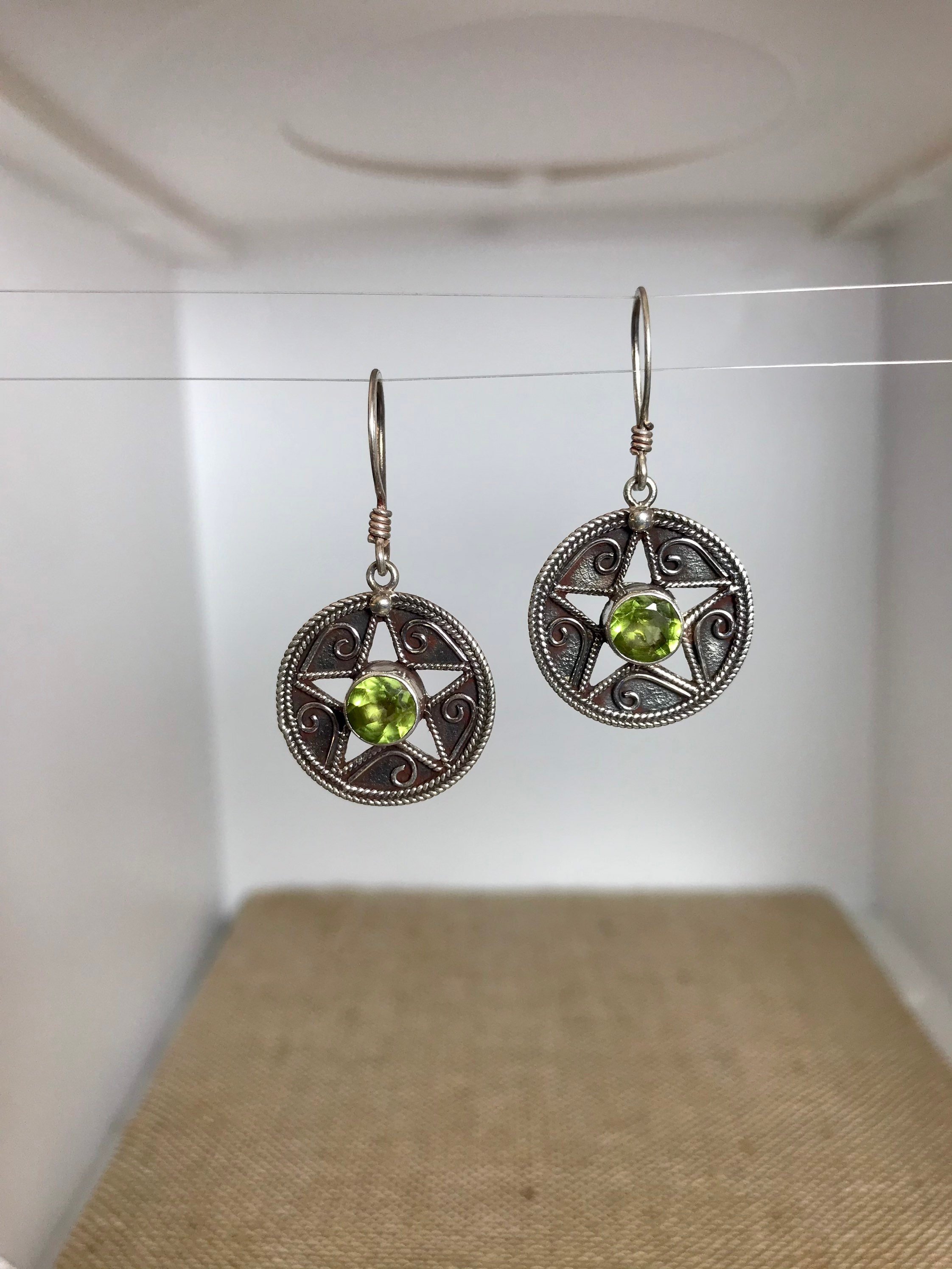 https://i.etsystatic.com/15871876/r/il/81d9ef/2900689034/il_fullxfull.2900689034_kivz.jpg