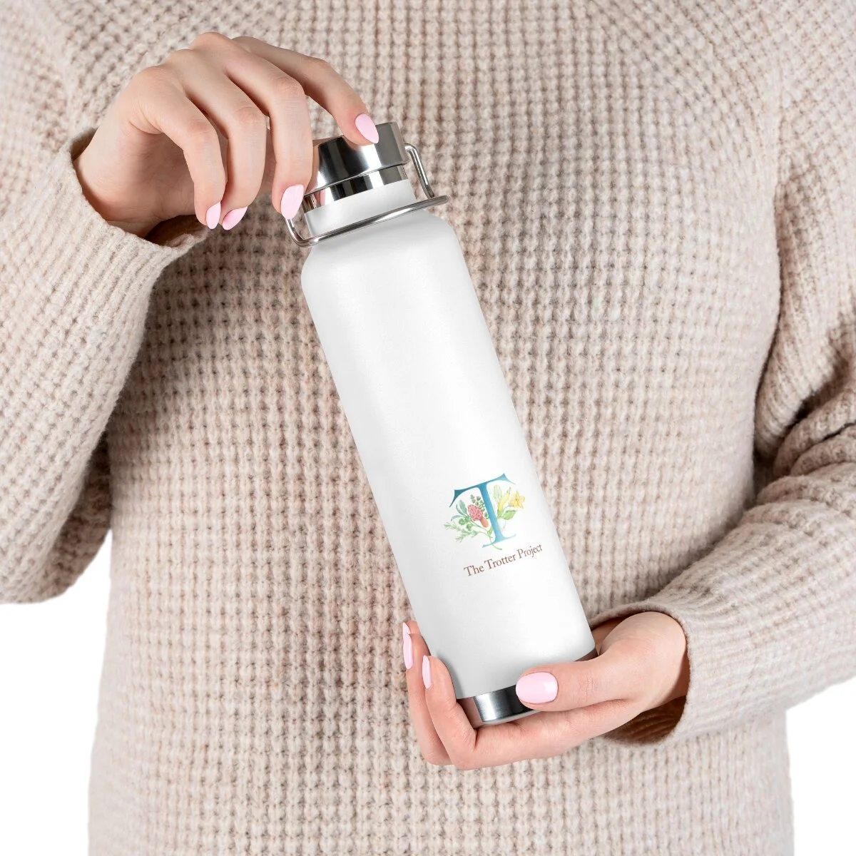 Copper Vacuum Insulated Bottle, 22oz — The Trotter Project