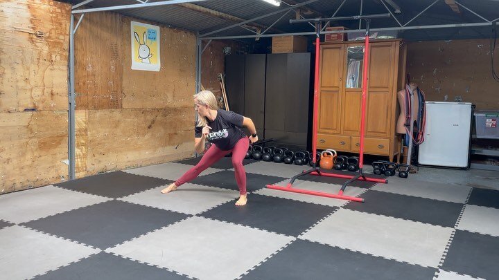 Push. Pull. Hinge. Squat. Rotation. Anti-rotation. Locomotion.

Training movement patterns, not muscle groups.

Felt so good to be moving today...this pregnancy milarky takes a lot of energy...but as promised 2nd trimester has given me an extra boost