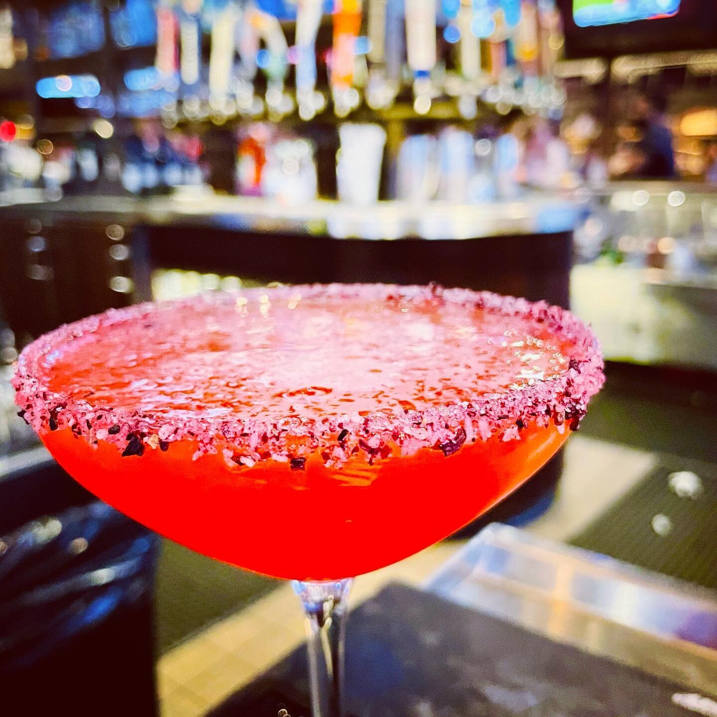 📣The Cheerleader 📣 Everyone favorite part of the game! This is the &ldquo;adult&rdquo; fruit punch you never knew you needed! Garnished with a Hibiscus sugar rim from our friends @cindymdtd @matthew.mcclure.315 @dressthedrink 👏🏻👏🏻

📣Available 