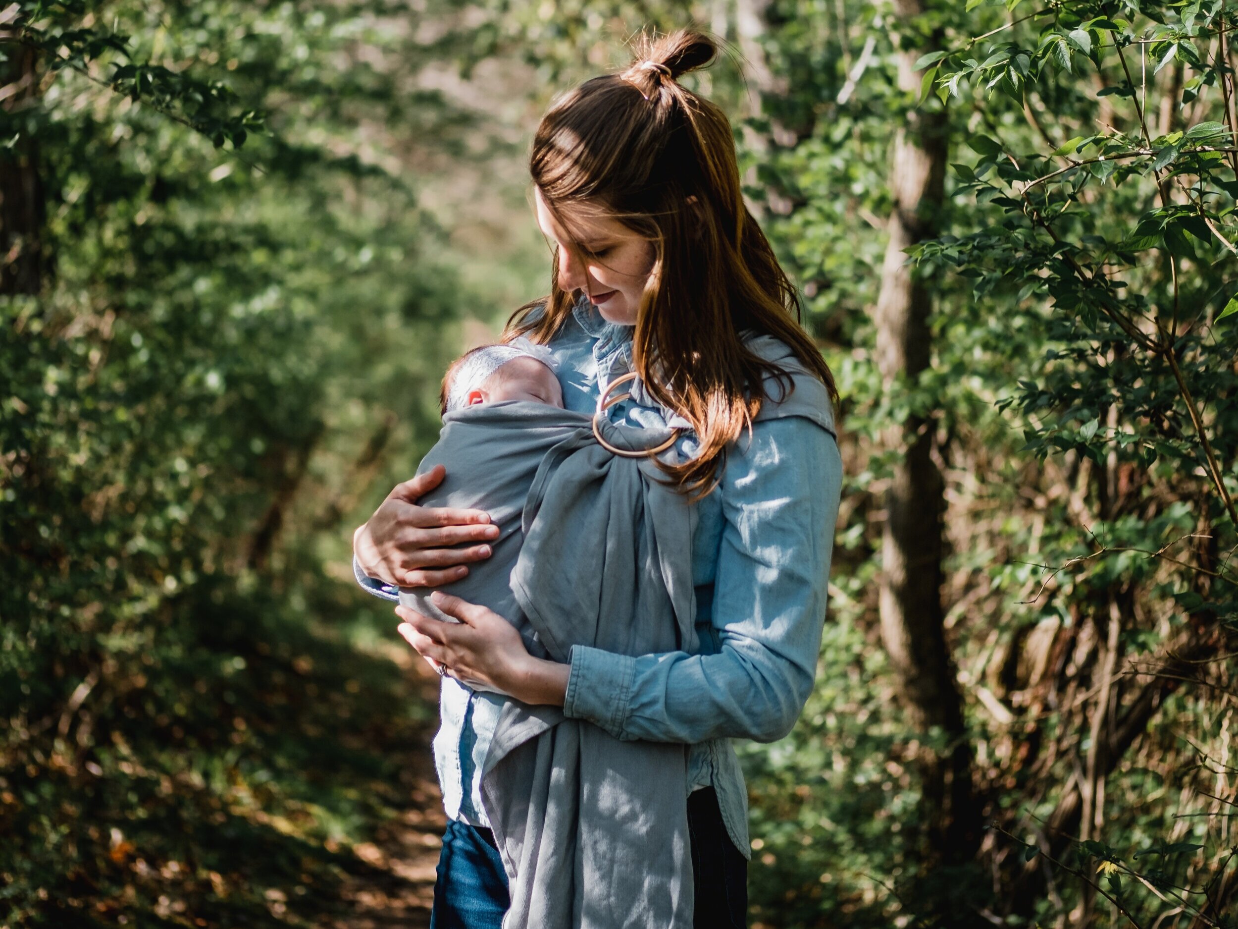 Amazon.com: WildBird Ring Sling Baby Carrier for New Moms & Dads &  Caregivers - Made from 100% Belgium Linen - for Newborns to Toddlers Up to  35 lbs - Standard 74