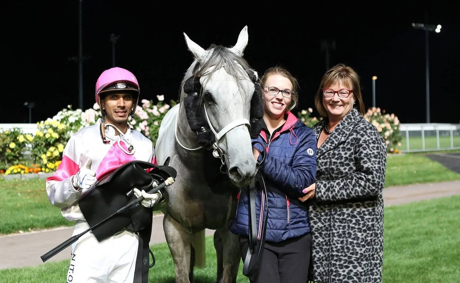 Silzoar, Laura, Penny (1).jpg