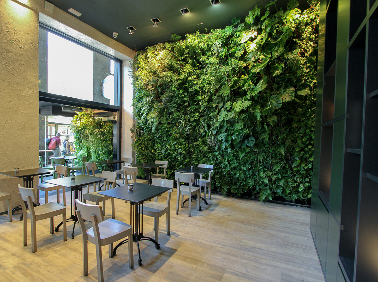 nhero-garden-vertical-wall-green-sundar-italia-005.jpg