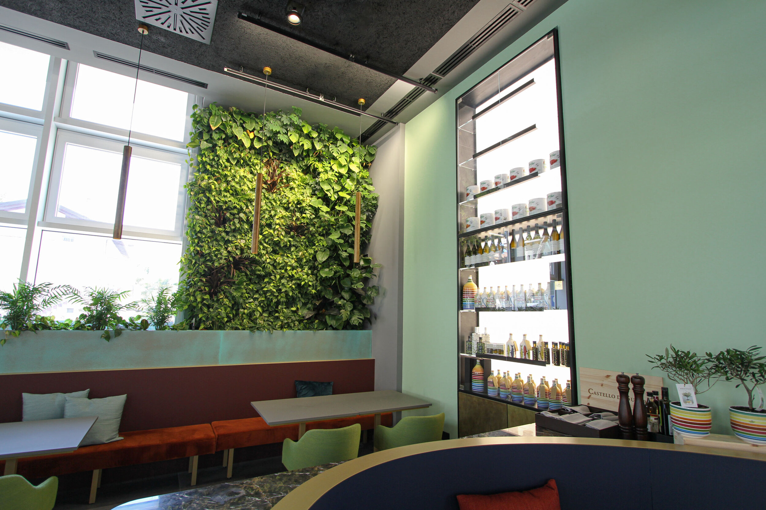 j-hotel-garden-vertical-wall-green-sundar-italia-017.JPG