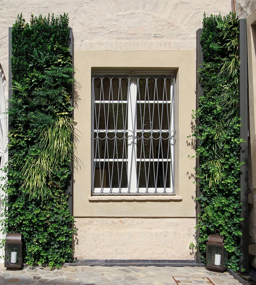 borgo della posta-garden-vertical-wall-green-sundar-italia-008.jpg