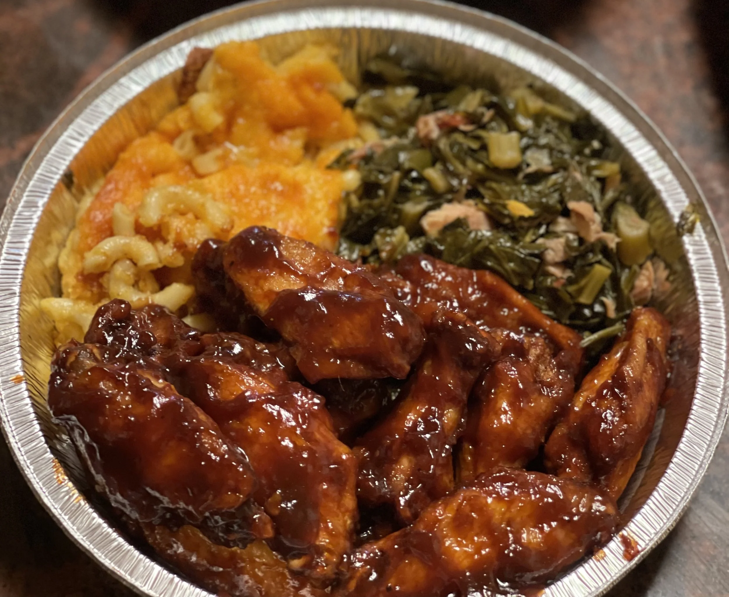 Dime (Honey BBQ) with split side (Mac & Greens)