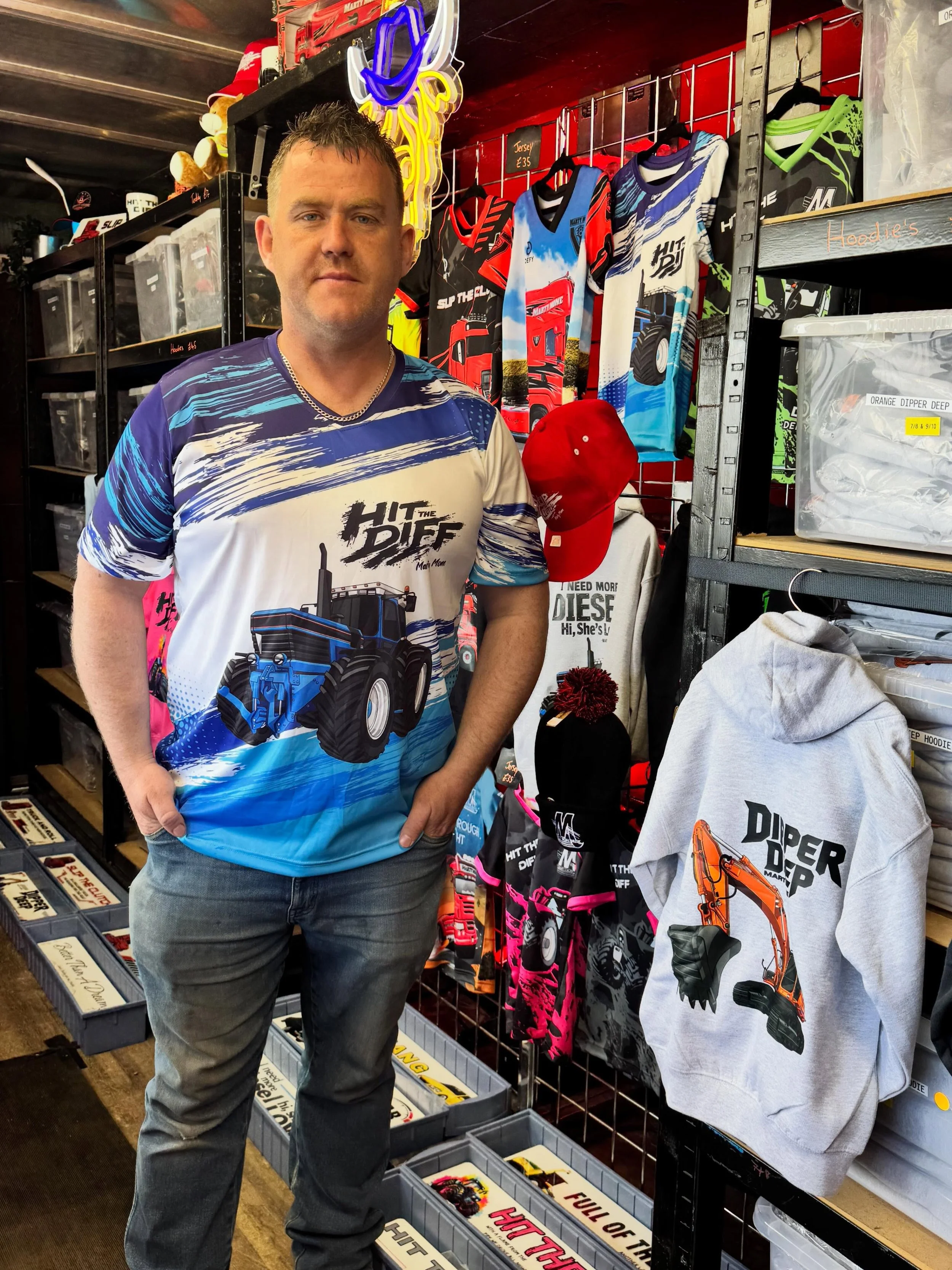 NEW JERSEY LAUNCH 🤩
Balmoral Exclusive - Available at Balmoral Show While Stocks Last 

Come find us at Stand H9

#martymone #balmoralshow #hitthediff #martymonemerchandise #tractormerchandise