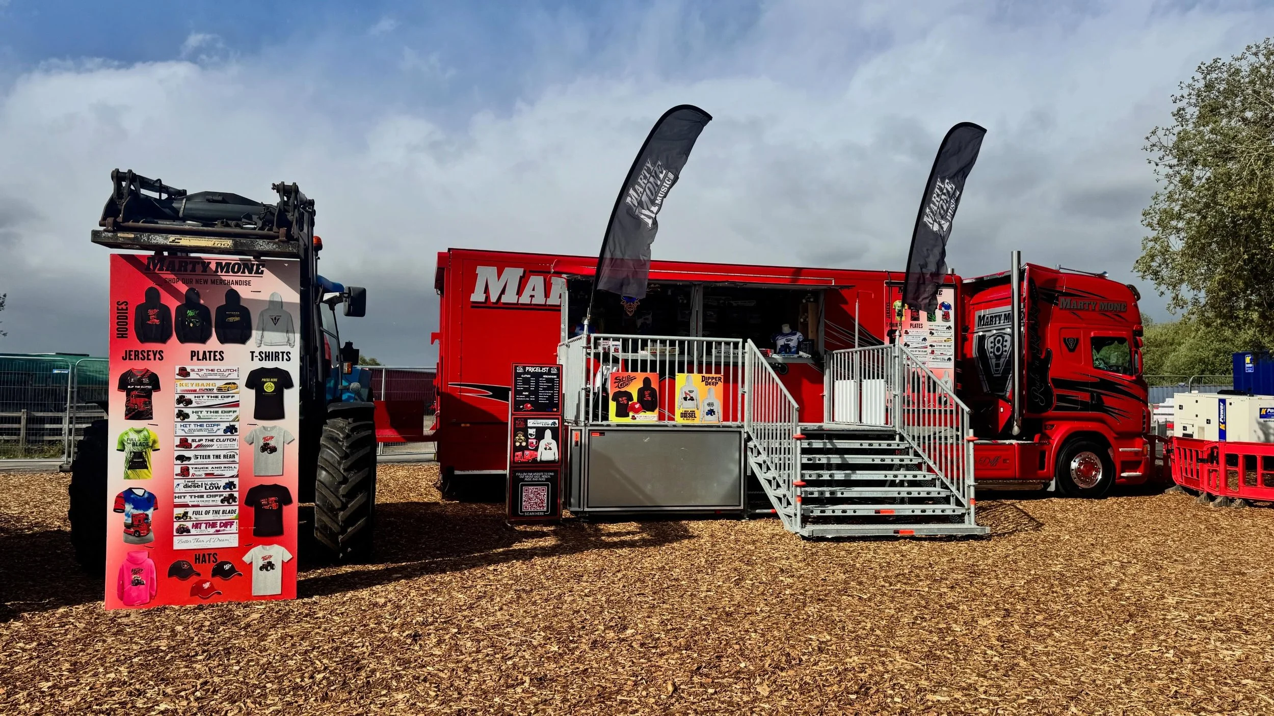 Ready To Rock For Day 2 at Balmoral 🤠
Find us at H9 

#martymone #balmoral #merchandise #meetandgreet