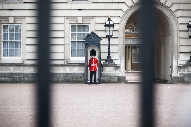 Buckingham Palace Unsplash.jpeg
