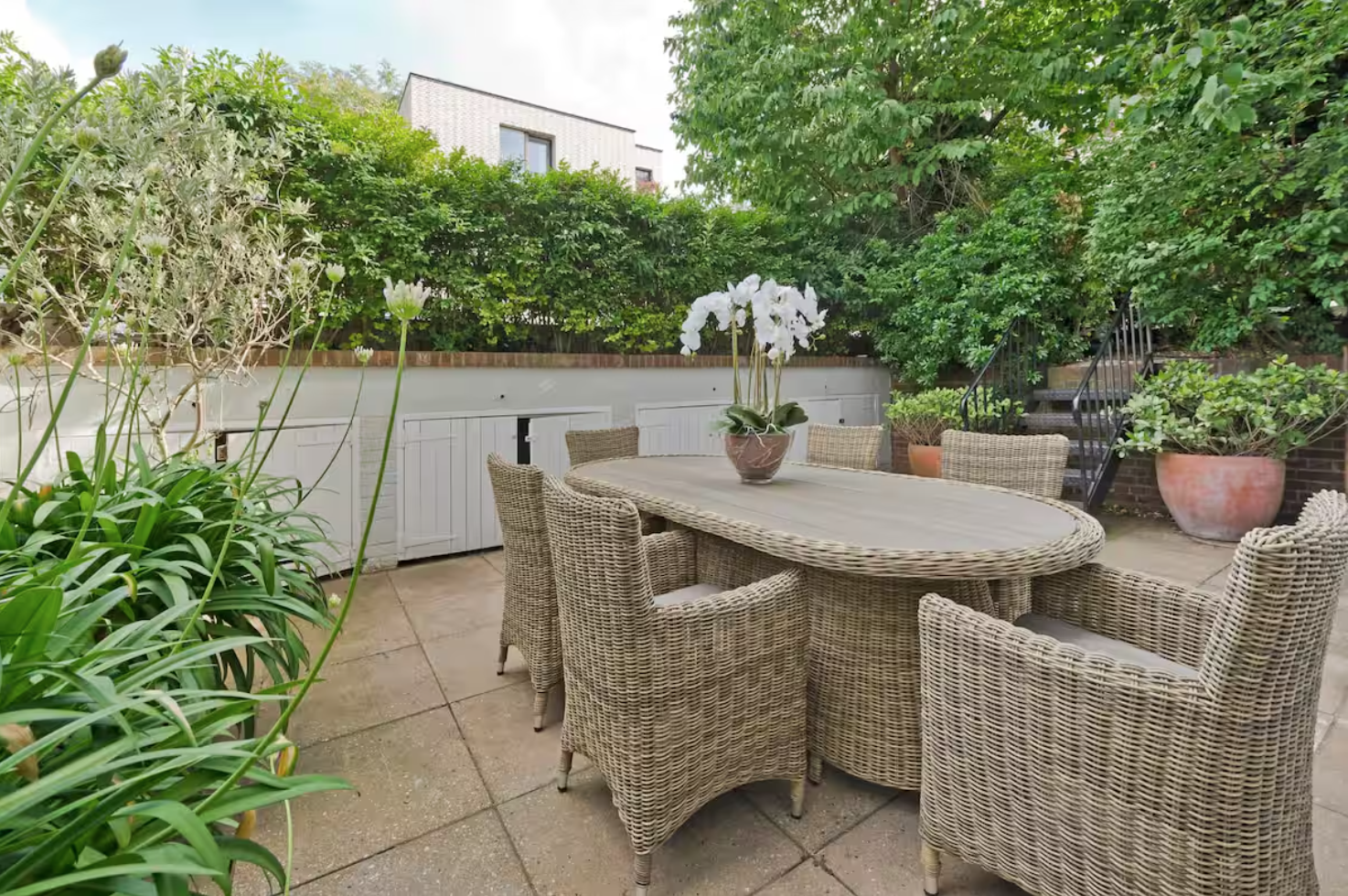 Hornton - Garden 1 .png