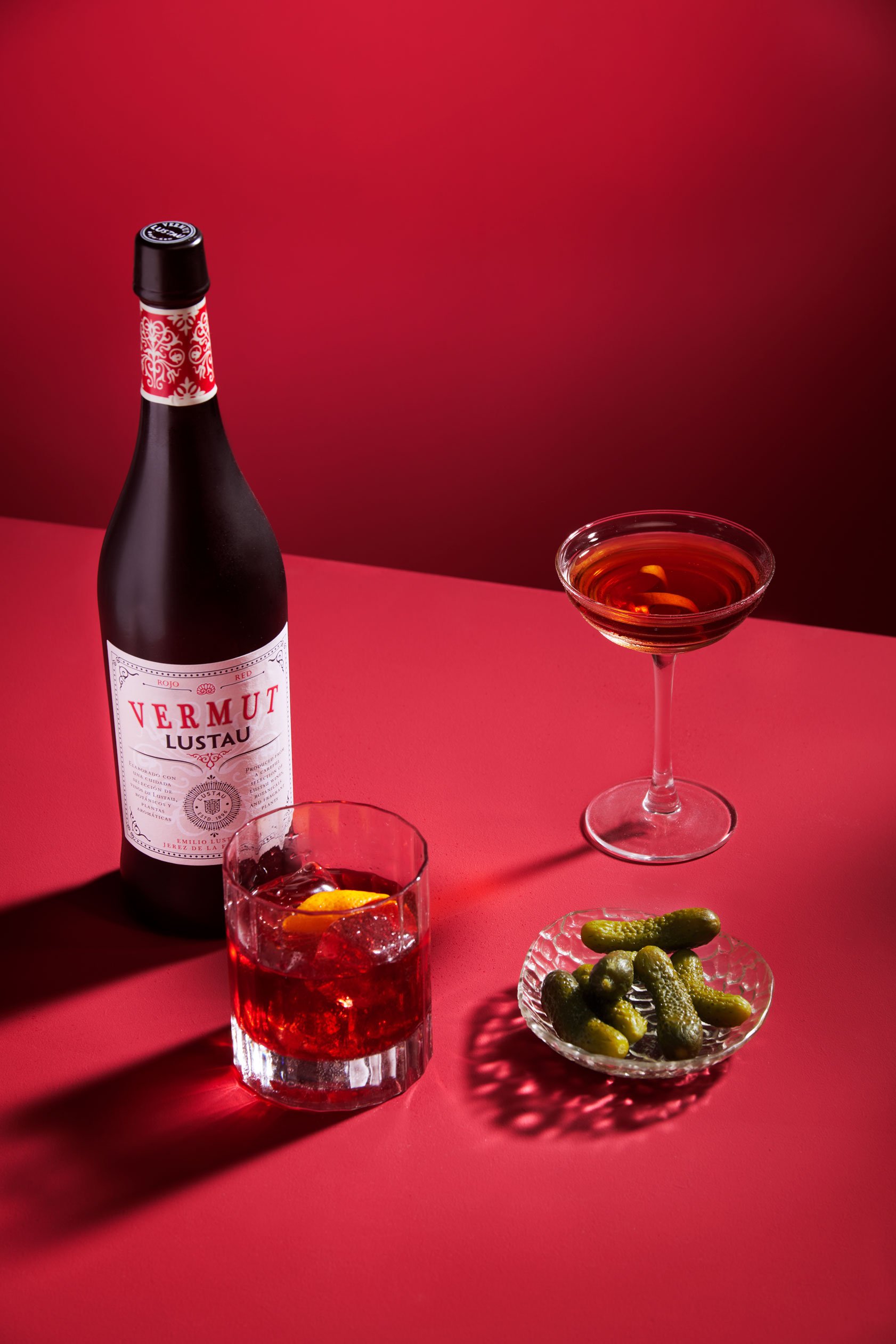 vermut-rojo-y-tragos.jpg