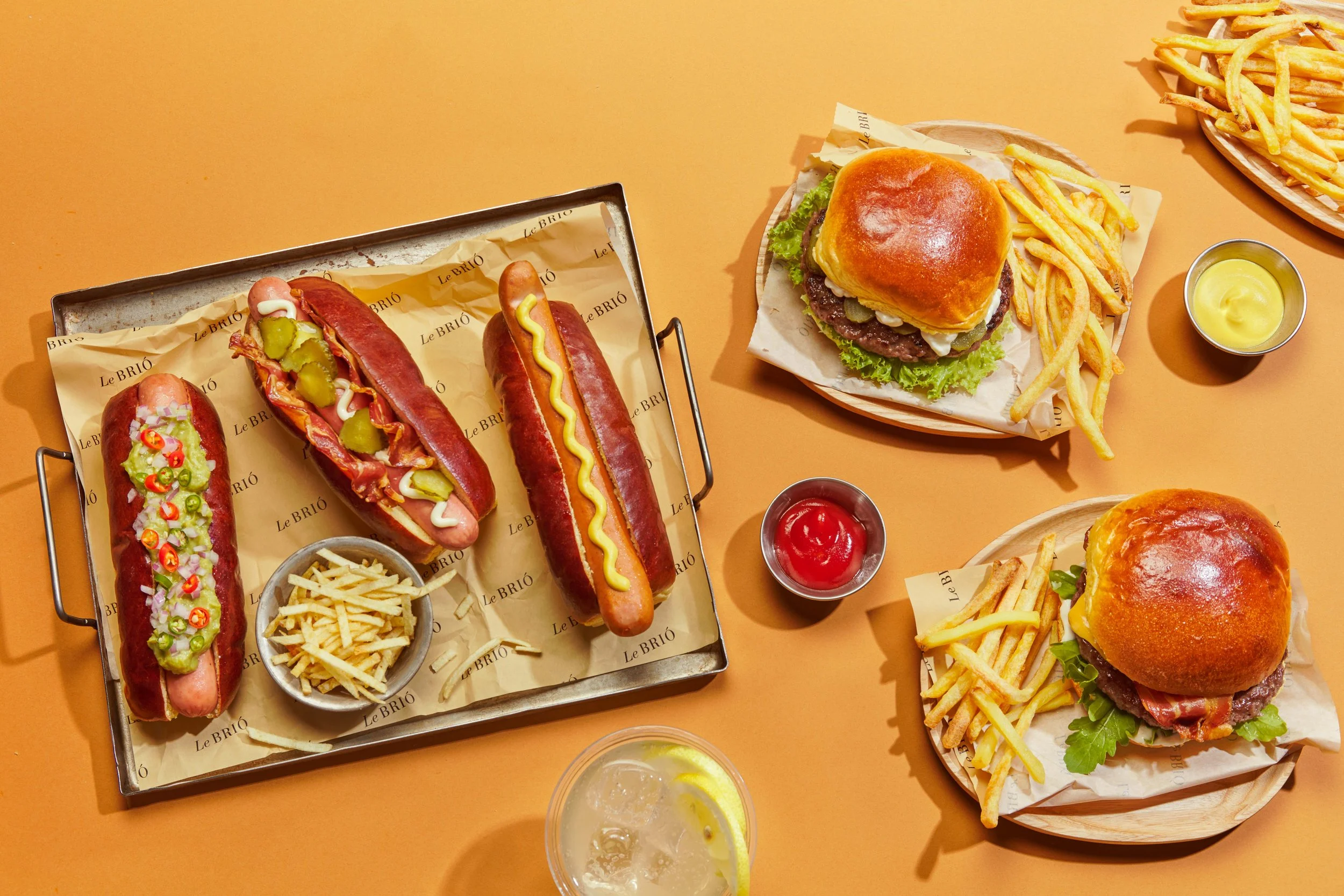 banner dog y burger.jpg