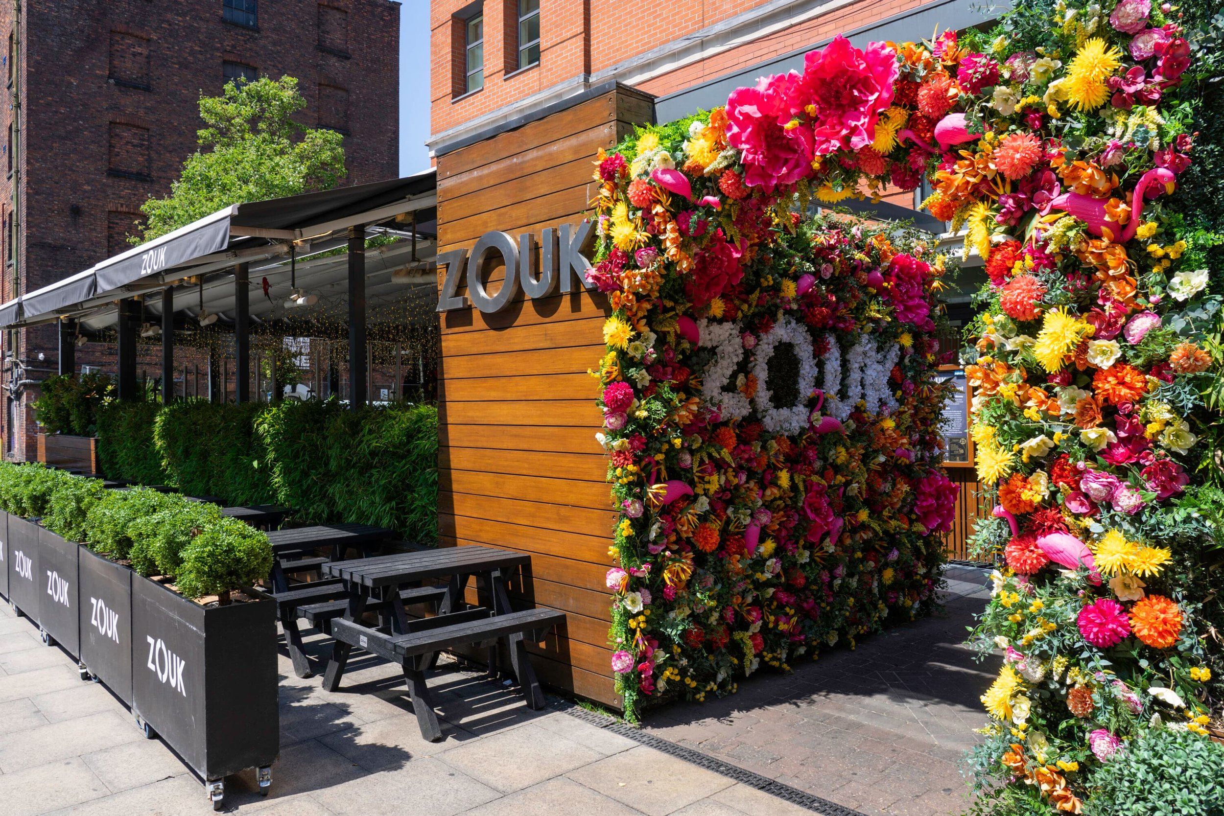 floral entry to Zouk