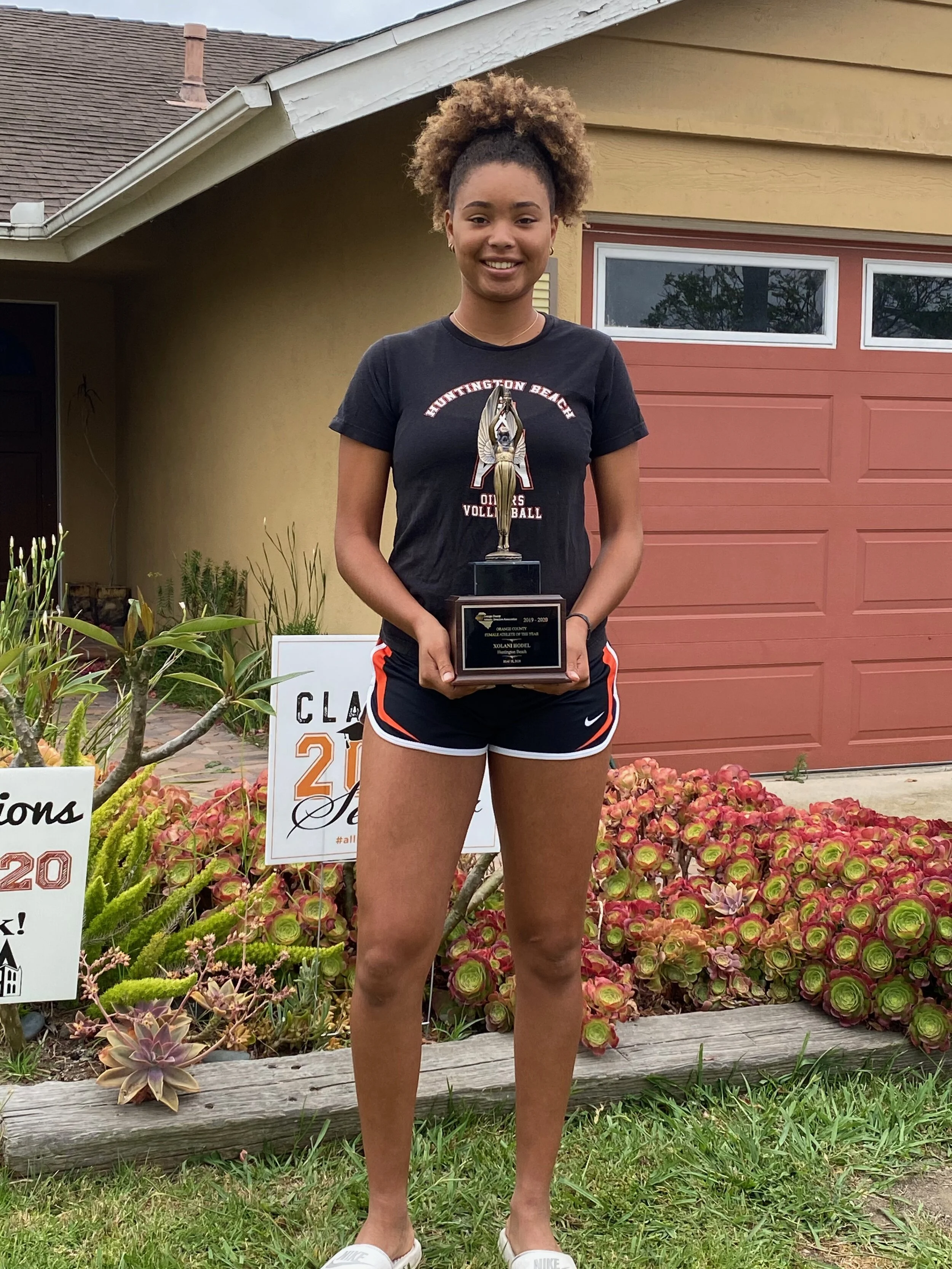 Margaret Davis Orange County Female Athlete of the Year - Xolani Hodel