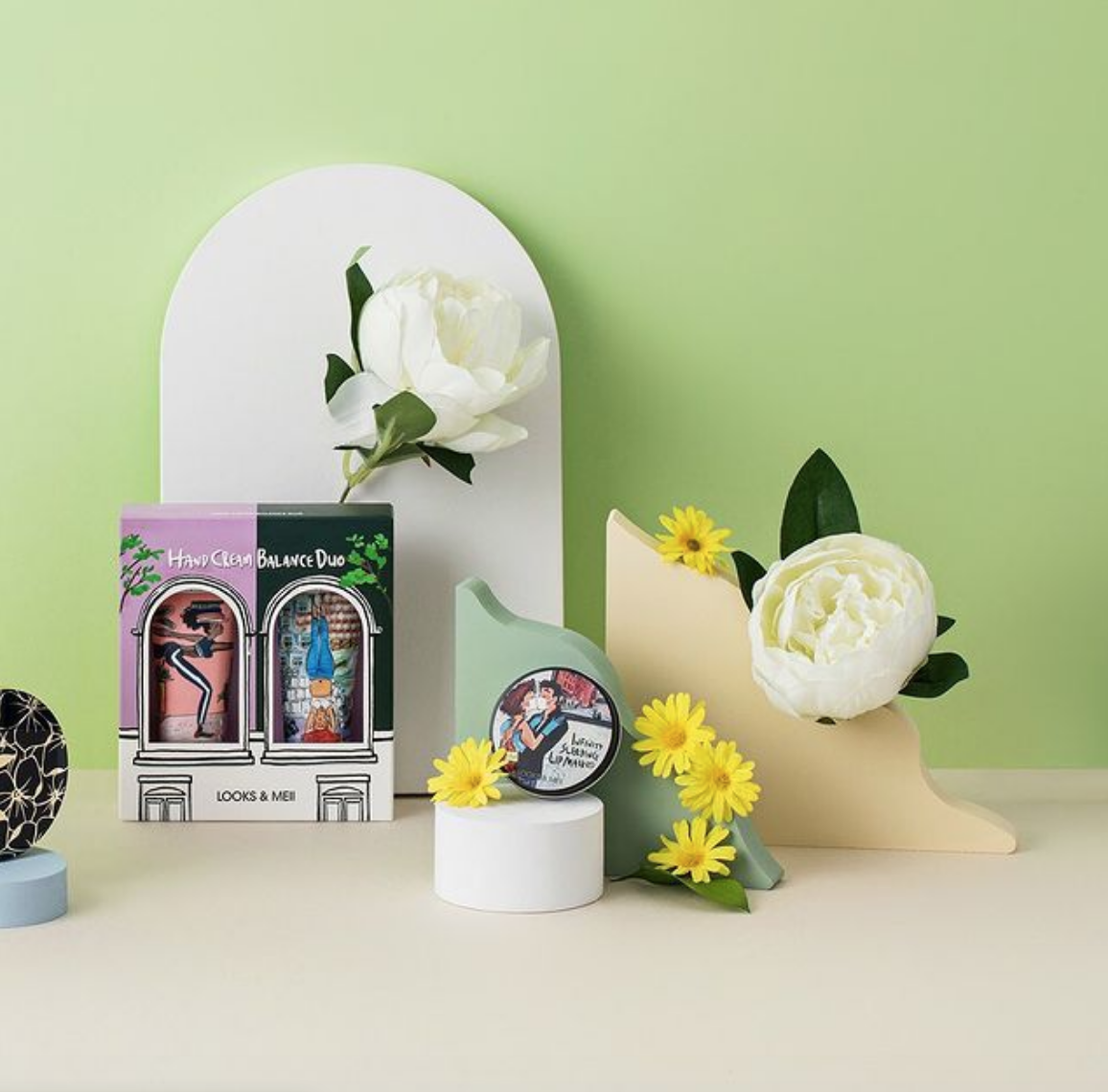 Looks and Meii hand cream set